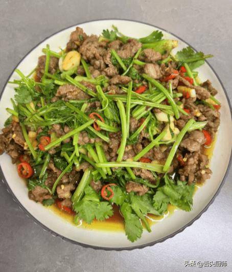 上班族少点外卖，多做饭，这几道营养菜安排上，美味不重复