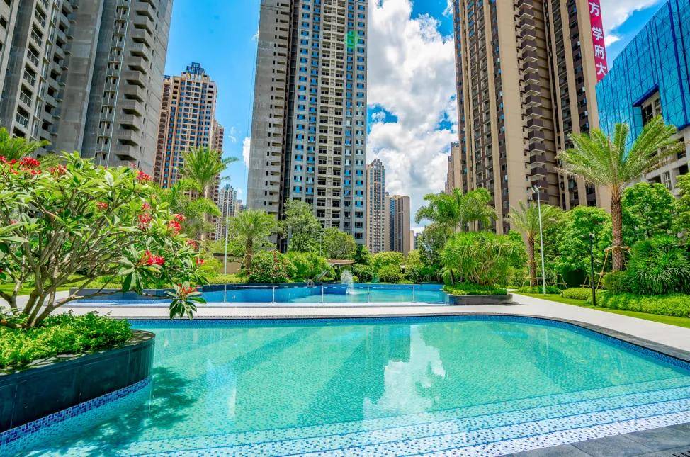 惠州楼盘测评：【华发金地天润自在城】单价8900/平，楼盘优缺点分析，7%佣金现返七成，大亚湾临深沙田站附近低首付精装学府大盘