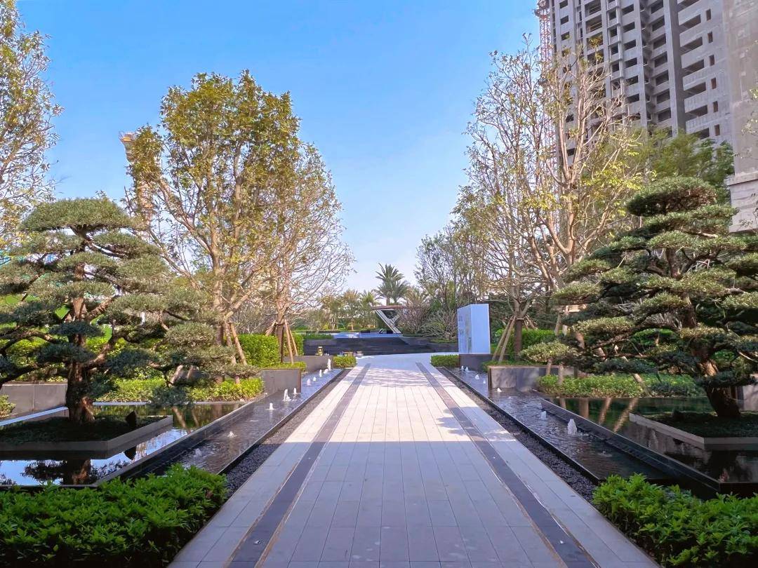 惠州楼盘测评：【华发金地天润自在城】单价8900/平，楼盘优缺点分析，7%佣金现返七成，大亚湾临深沙田站附近低首付精装学府大盘