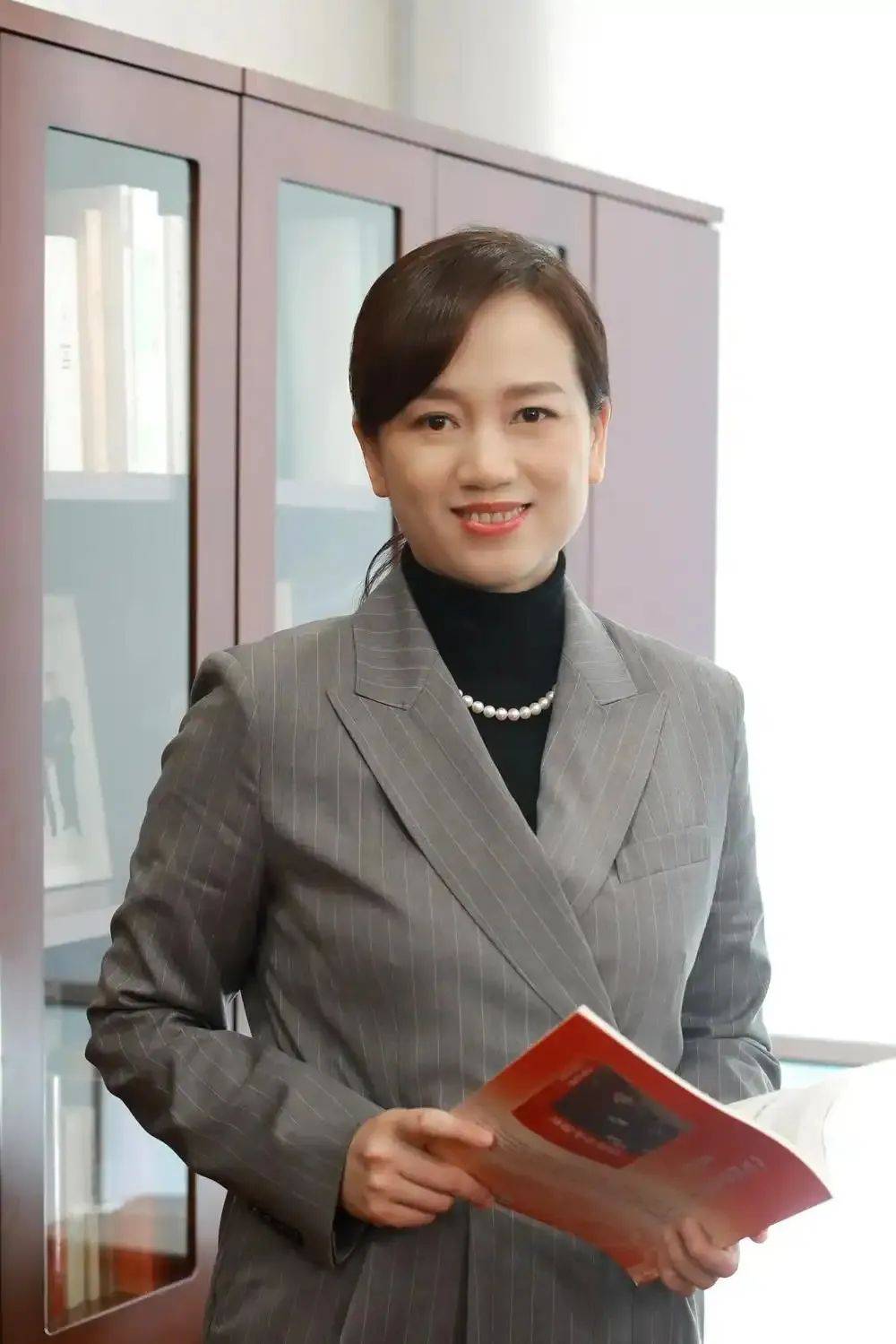 万亿资管机构谁在掌舵？盘点资管行业中的“她力量”