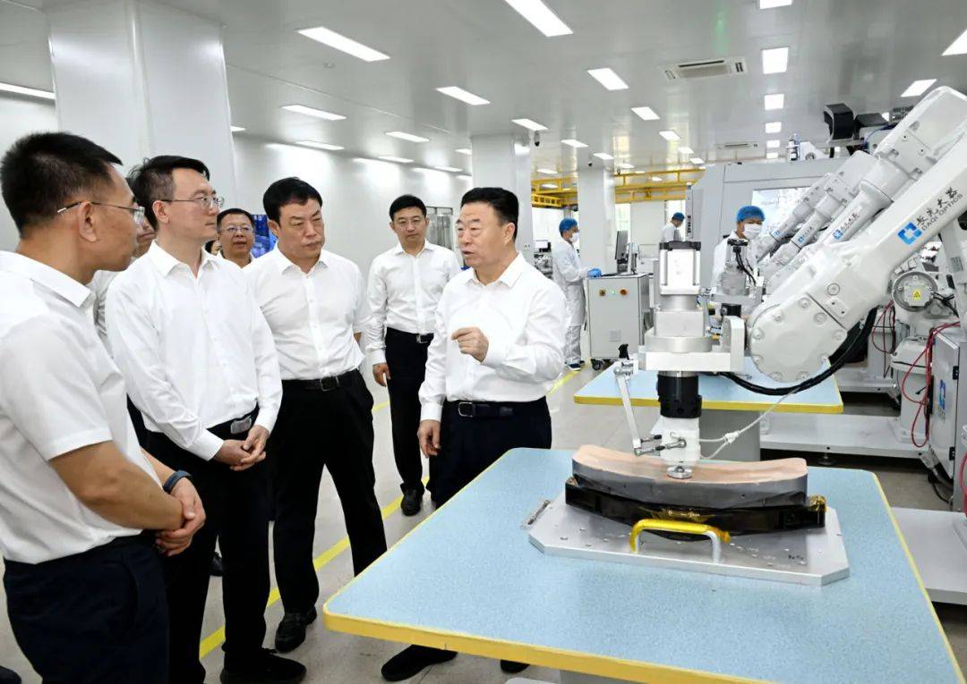张恩惠顾刚到重点企业调研